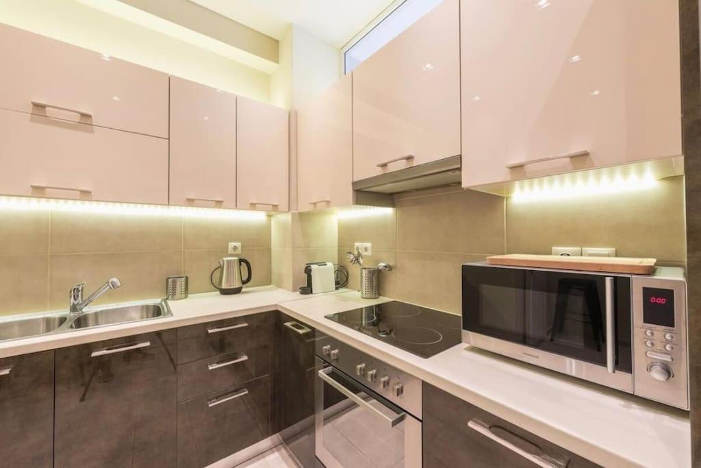 Syntagma H&B Apartment Atény Exteriér fotografie